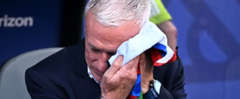 Deschamps regrette les insultes après France-Paraguay en 8e du Mondial 2026