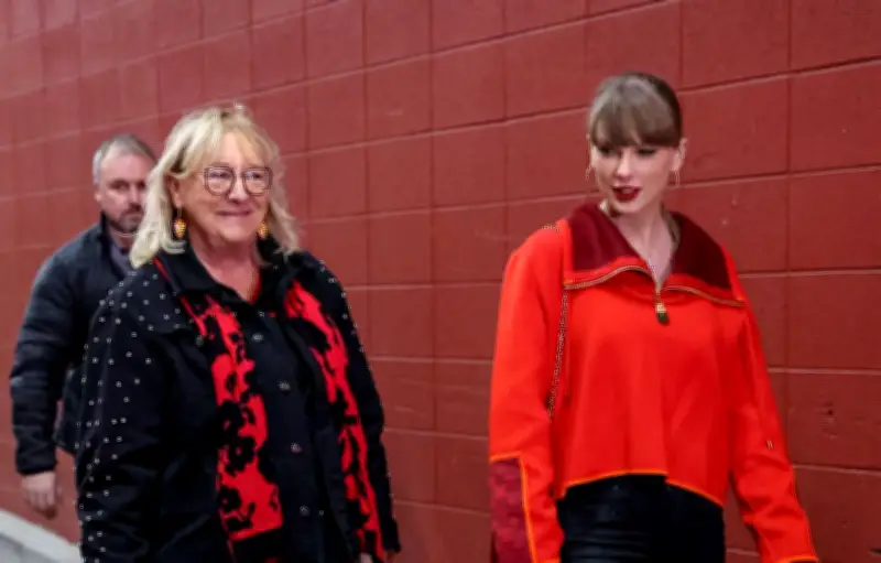 Donna Kelce qualifie le mariage de Travis et Taylor de « magique »