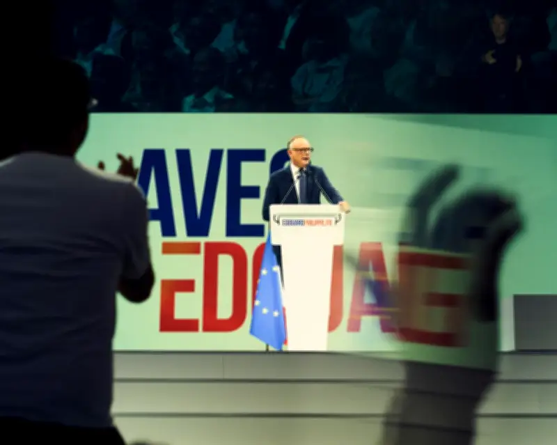 Édouard Philippe mêle Balladur et Macron dans son livre