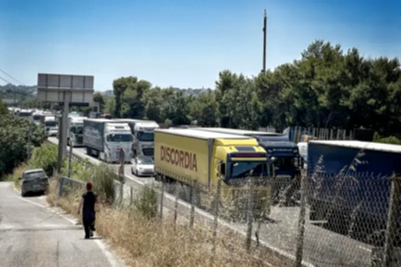 Embouteillages monstres sur l'A8 : 20 km de bouchons après trois accidents