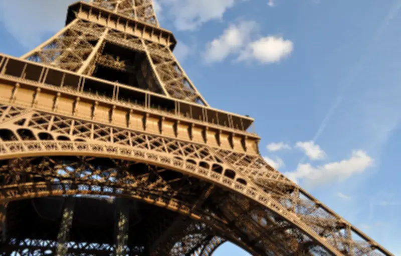 Festival Cinéma Paradiso à la tour Eiffel : trois soirées gratuites en septembre 2026