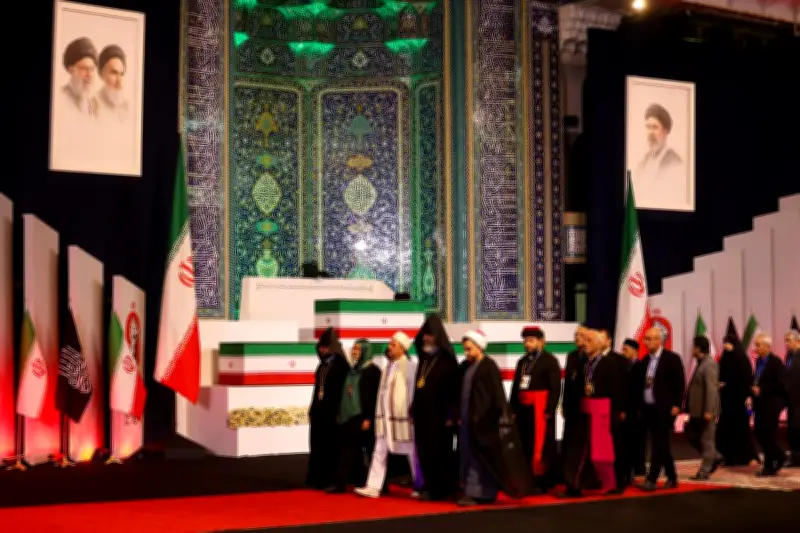 Funérailles d'Ali Khamenei : démonstration politique et diplomatique en Iran