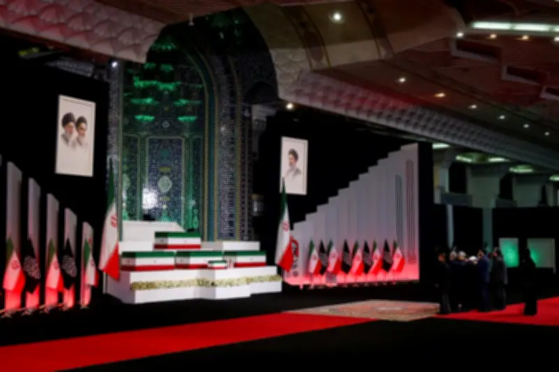 Funérailles de Khamenei : l'absence de son fils Mojtaba fragiliserait le pouvoir