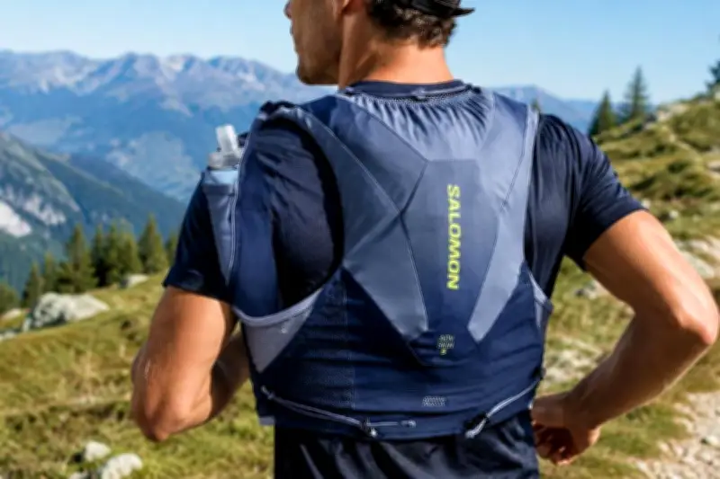 Gilet Salomon ADV Skin 5 en promotion à 119 € chez i-Run pour les soldes