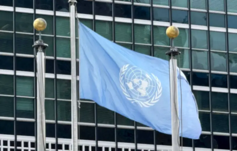 Homme s'immole par le feu devant l'ONU à New York