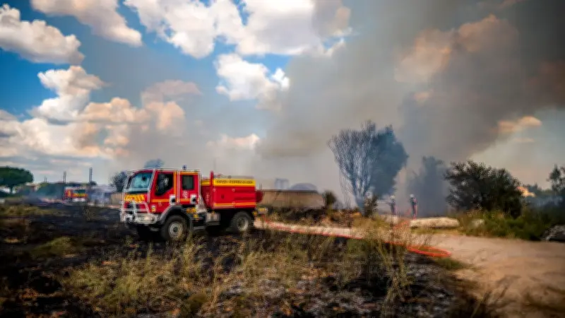 Incendie de végétation à Caveirac attisé par le vent violent