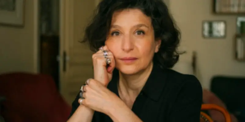 Judith Lyon-Caen dévoile l'édition fasciste de Balzac