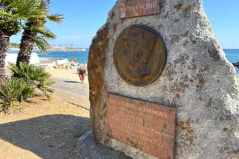 La stèle du « roi Jean » veille sur la mémoire du Débarquement à Saint-Raphaël