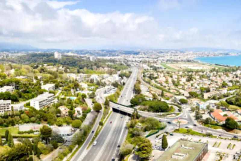 Élargissement A8 : pourquoi les infrastructures ne suffiront pas contre les bouchons