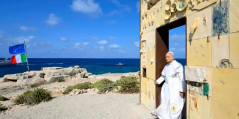 Le pape Léon XIV rend hommage aux migrants morts en Méditerranée