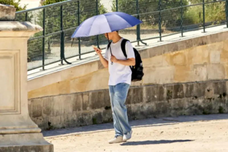 Les hommes en jean, grands oubliés des campagnes canicule ?
