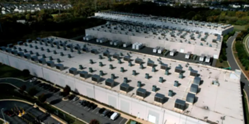 Les émissions de CO₂ de Google et Amazon bondissent à cause de l'IA