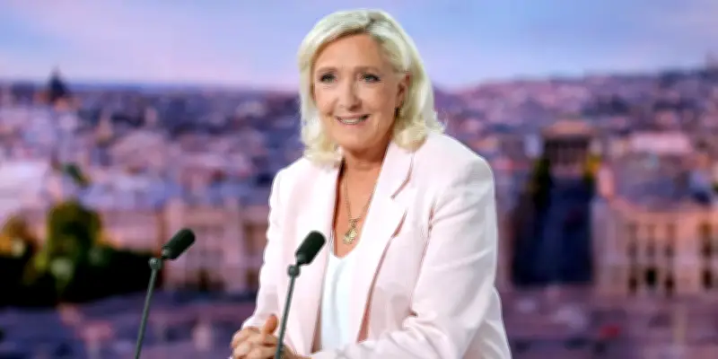 Les principes fluctuants de Marine Le Pen critiqués