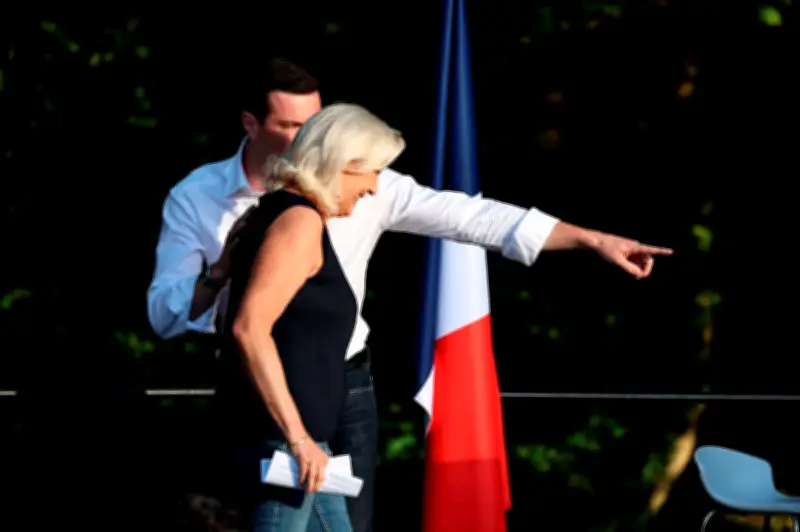 À Liévin, dernier bol d'air militant pour Marine Le Pen avant la sentence