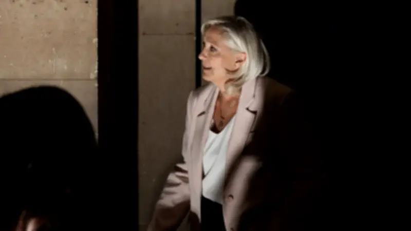 Marine Le Pen condamnée en appel : 15 mois d'inéligibilité ferme