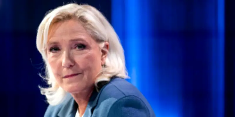Marine Le Pen refuse un bracelet électronique pour sa campagne