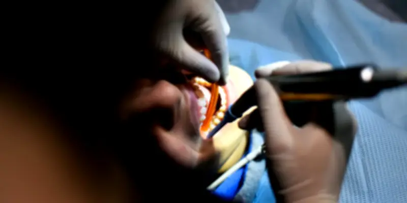 Marseille : dentiste condamné pour escroquerie à la Sécu de 2,6 M€