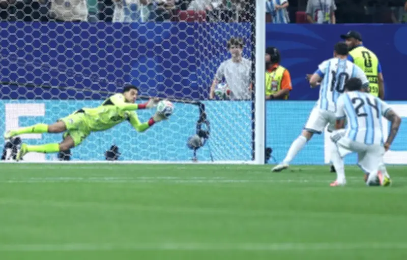Messi rate un nouveau pénalty : faut-il lui interdire les tirs au but ?