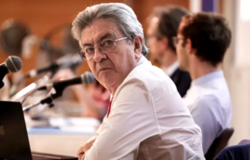 Mélenchon appelle au boycott de France Culture après un montage fallacieux
