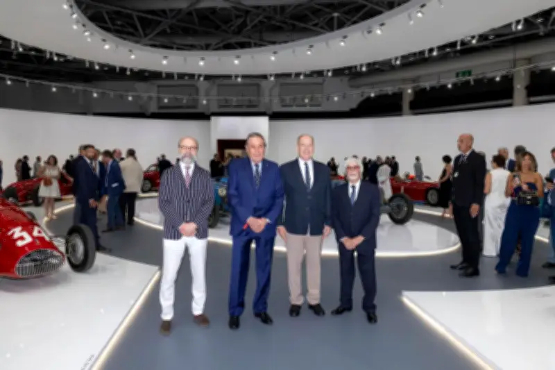Monaco et l'automobile : une exposition de prestige au Grimaldi Forum