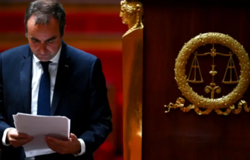 Motion de censure écologiste rejetée : 132 voix pour, gauche divisée
