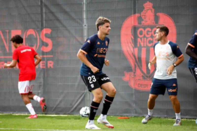 OGC Nice : Gabin Bernardeau vers Lorient, Laurent Abergel arrive