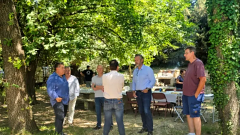 Pique-nique convivial entre agents et élus de l'EPTB Vidourle