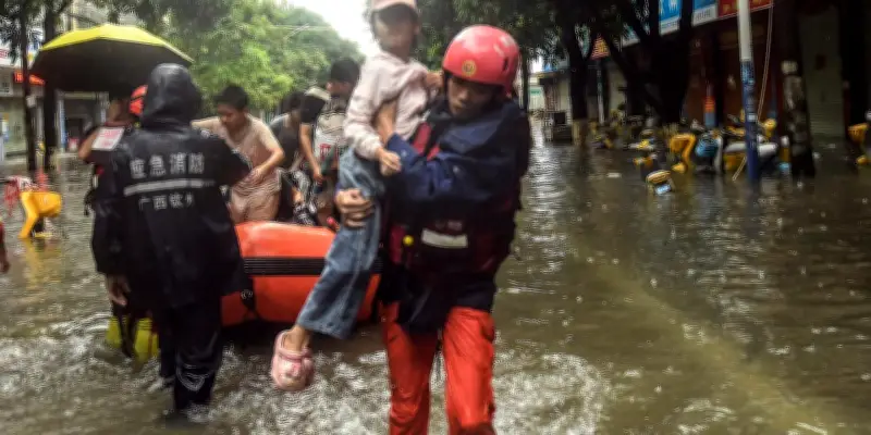 Pluies diluviennes en Chine : 17 morts, secours mobilisés