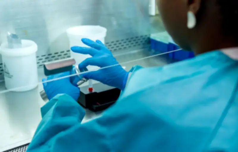 Premier cas d'Ebola en France déclaré guéri et sorti de l'hôpital