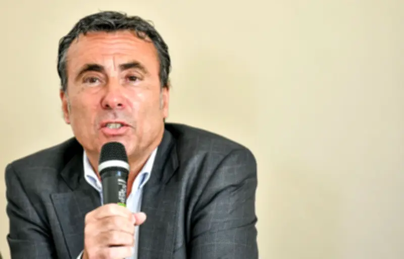 Prison avec sursis et amende requises contre le maire d'Arcachon