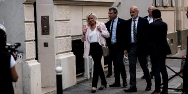 Procès en appel de Marine Le Pen : sa candidature suspendue à la décision de justice