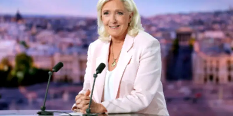 Présidentielle 2027 : Marine Le Pen annonce sa candidature