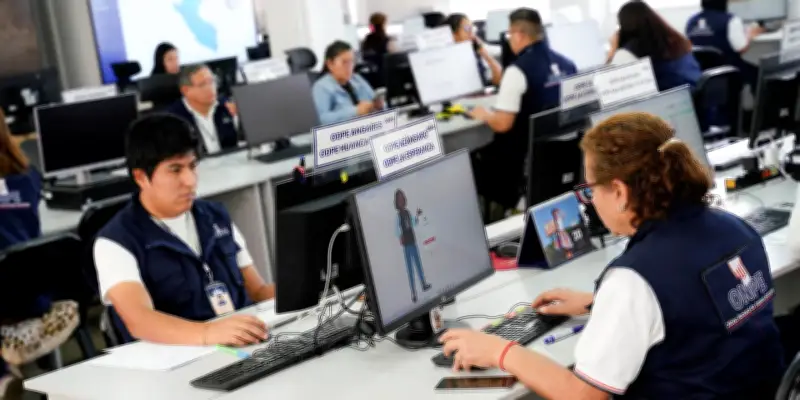 Présidentielles au Pérou et en Colombie : le vote des expatriés a favorisé l'extrême droite