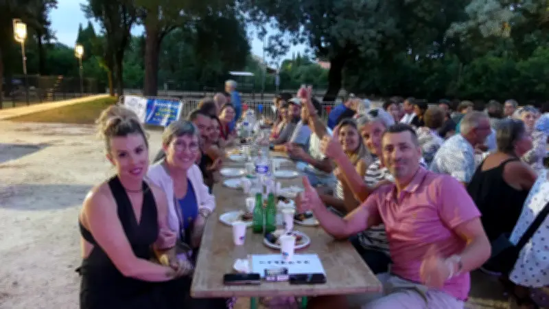 Repas festif du 13 juillet à La Rouvière : soirée conviviale et retraite aux flambeaux