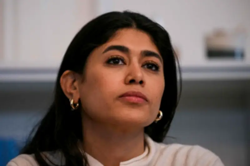 Rima Hassan jugée pour apologie du terrorisme : « Je me suis sentie trahie »