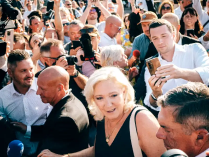 RN en panique : couacs en série avant le verdict sur Marine Le Pen