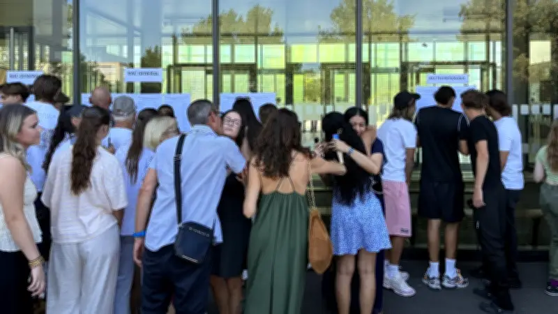 Résultats bac 2026 : émotion et larmes de joie dans les lycées de Lunel