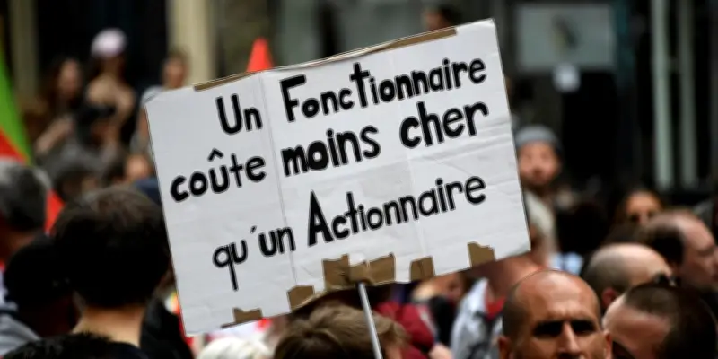 Salaires des fonctionnaires : point de cristallisation des tensions sous Macron