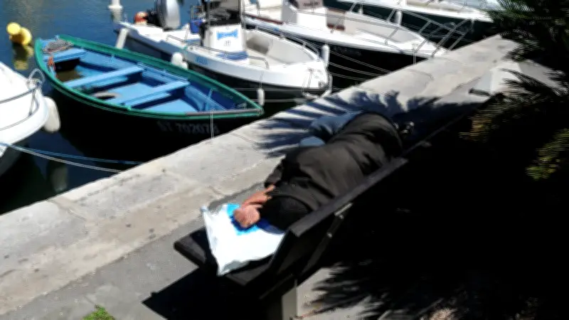 SDF de 65 ans retrouvé mort près de Montpellier : une mort naturelle privilégiée