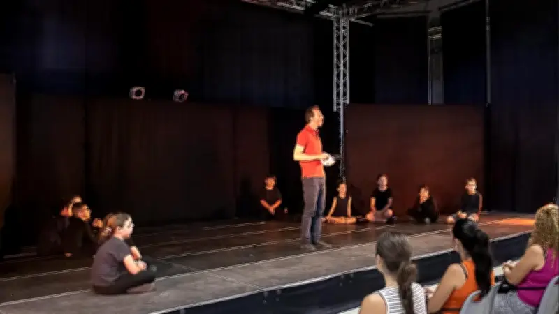Soirée théâtrale à Saint-Ambroix : Panique au théâtre et Molière à l'honneur