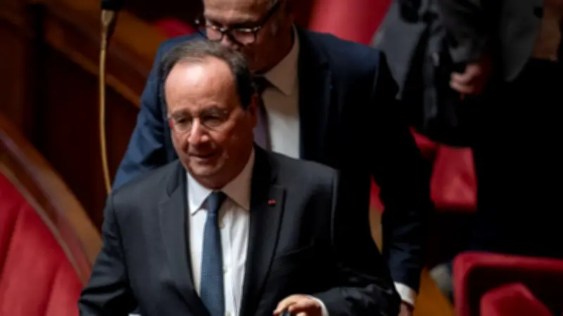 Sondage 2027 : Hollande devance Mélenchon chez les électeurs de gauche