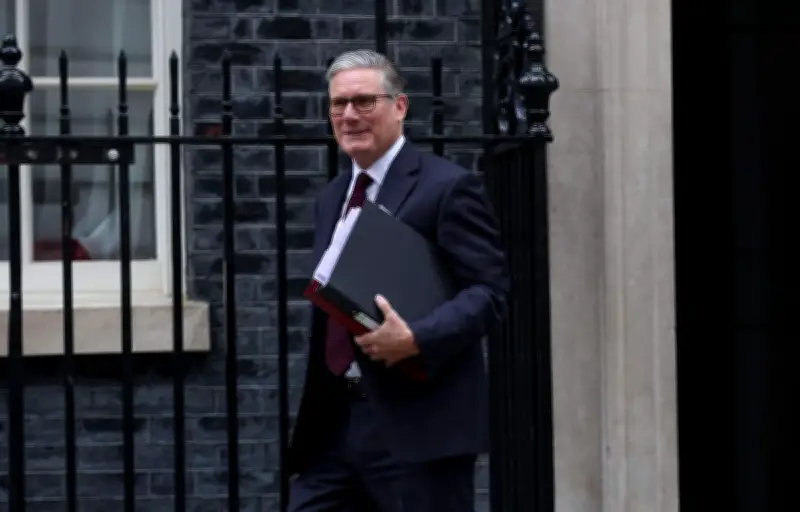 Starmer prévient Burnham : la diplomatie ne peut être négligée