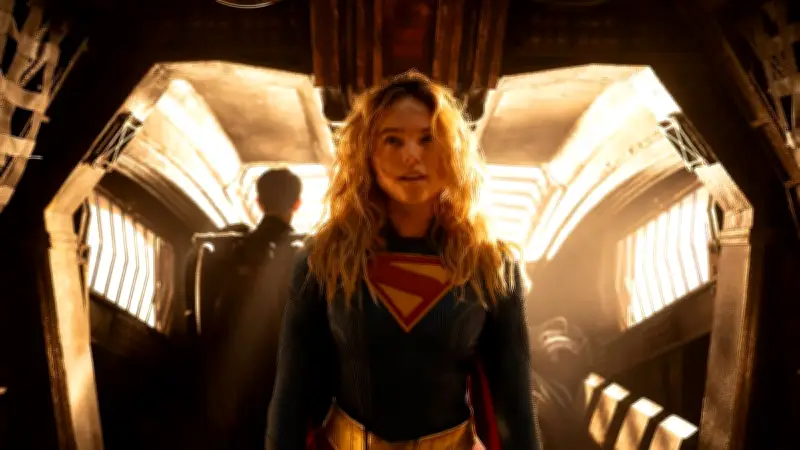 Supergirl : un space opera bancal mais divertissant avec Milly Alcock