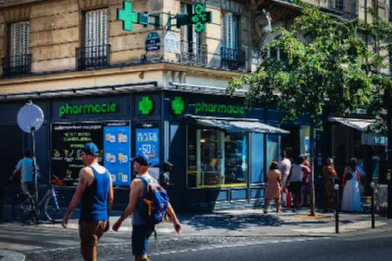 TikTok transforme certaines pharmacies parisiennes en étapes touristiques