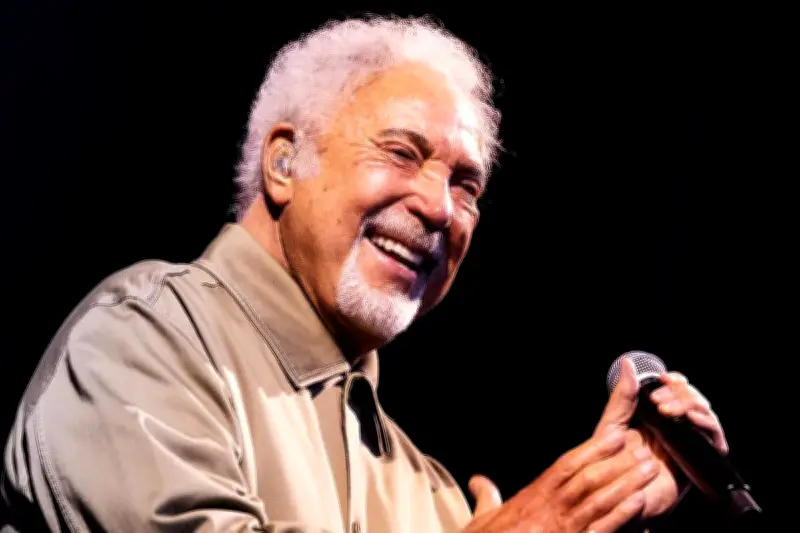 Tom Jones ouvre Jazz à Juan 2026 : 86 ans et toujours la star