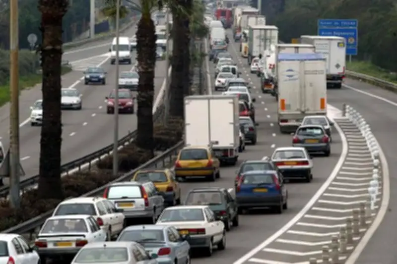 Toulon : 10 km de bouchons sur l'A57 après la manifestation des ambulanciers