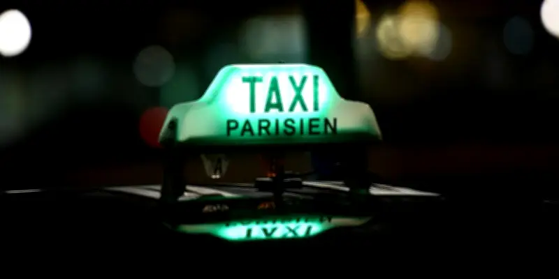 Uber condamné pour concurrence déloyale contre les taxis parisiens