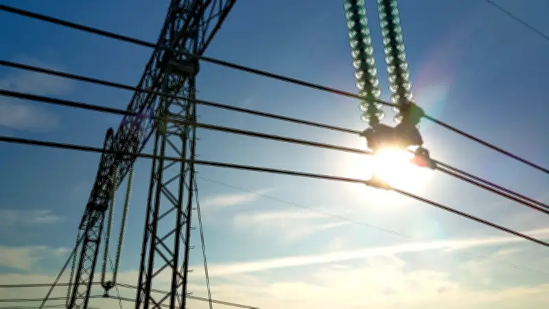 ULM percute une ligne haute tension à Terval : 200 foyers privés d'électricité
