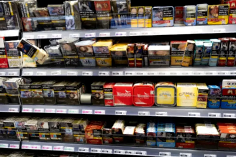 Vente de cigarettes bientôt interdite aux jeunes nés après 2009