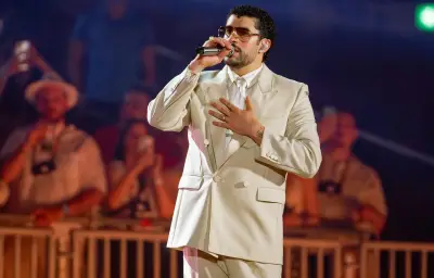 Bad Bunny enflamme Paris : un show total à la Plenitude Arena